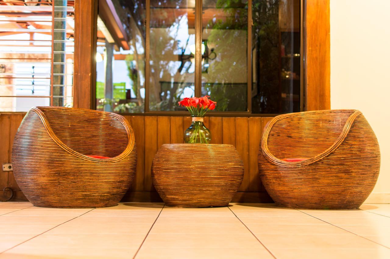 Hotel Meson De Maria Antiguo Cuscatlán Екстериор снимка