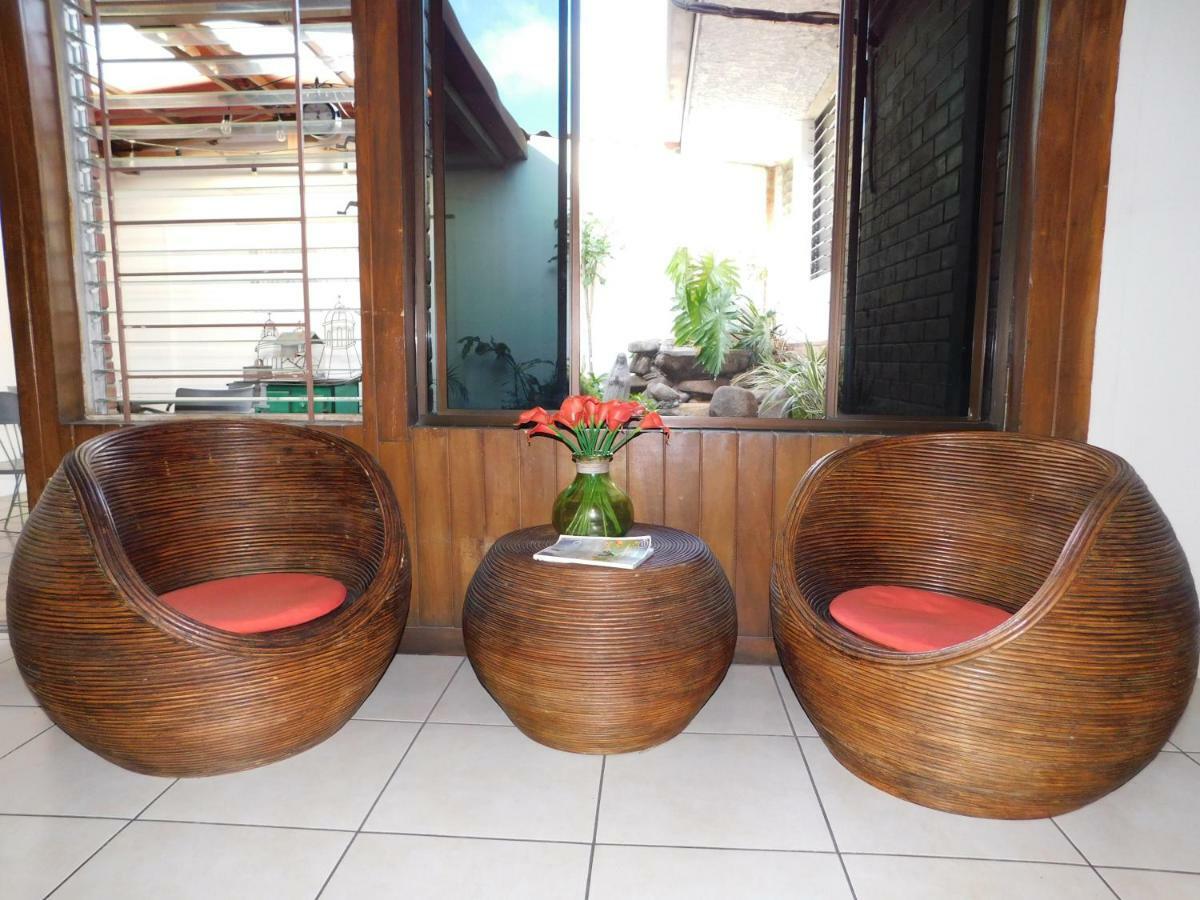 Hotel Meson De Maria Antiguo Cuscatlán Екстериор снимка